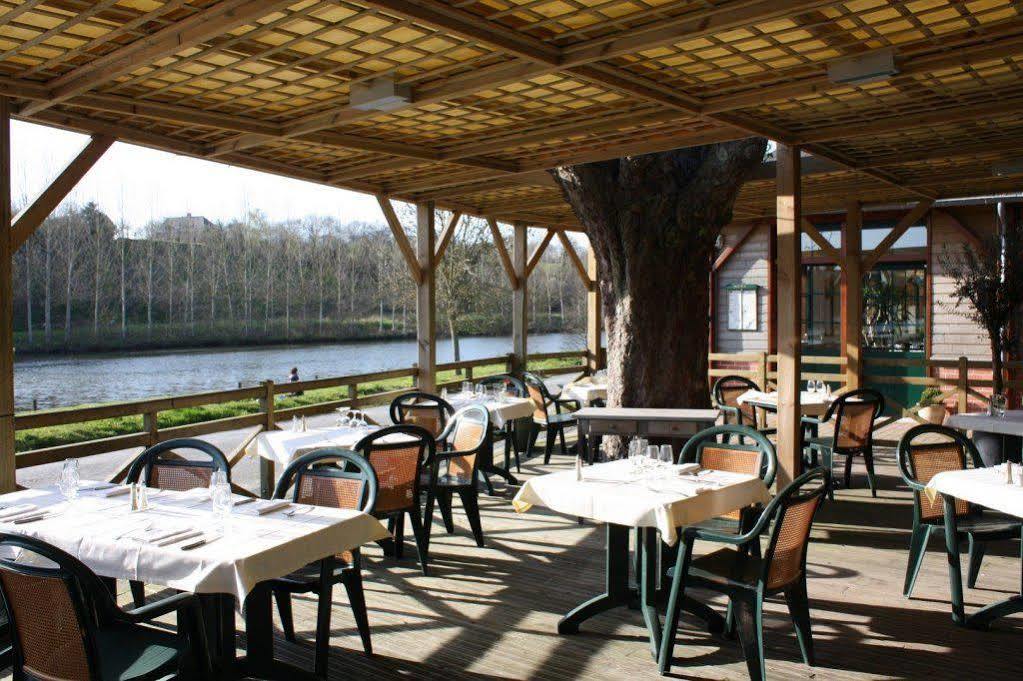 Hotel Restaurant Beau Rivage Mayenne Bagian luar foto